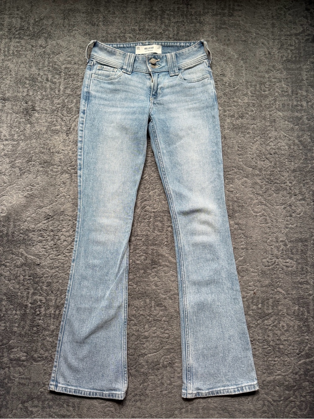 Hollister Low-Rise Boot Jeans
